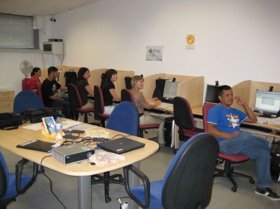 CLAUSURAN EL CURSO DE “GESTIÓN CONTABLE MECANIZADA”, Foto 5