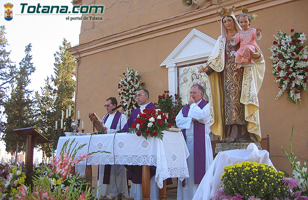 Los totaneros recordaron con miles de flores a sus difuntos, Foto 6