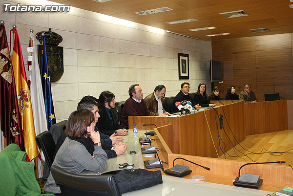 EL EQUIPO DE GOBIERNO MUNICIPAL REALIZA UN COMUNICADO EN RELACIÓN CON EL AUTO DICTADO POR LA AUDIENCIA PROVINCIAL DE MURCIA EN EL QUE SE DESESTIMA EL RECURSO DE APELACIÓN INTERPUESTO PARA LA PUESTA EN LIBERTAD DEL ALCALDE DE TOTANA, JOSÉ MARTÍNEZ ANDREO, Foto 1