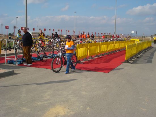 UN TOTAL DE SIETE ALUMNOS DEL COLEGIO “TIERNO GALVÁN” PARTICIPAN EN EL DUATLÓN ESCOLAR DE TORRE PACHECO, CONSIGUIENDO DOS TERCEROS PUESTOS PARA MARÍA DOLORES AGUILERA Y LUIS VALEVERDE (2008), Foto 5