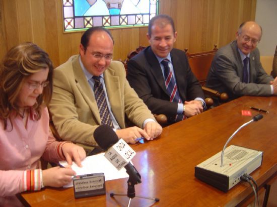 ALCALDES DE TOTANA, CIEZA Y PUERTO LUMBRERAS SUSCRIBEN ACUERDO PARA EL COMIENZO DEL PROYECTO MAGAP-EMPLEO DE LA INICIATIVA COMUNITARIA EQUAL   , Foto 1