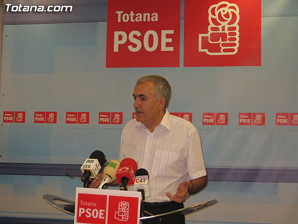 EL PSOE ASEGURA QUE LOS POPULARES SUFREN DE HISTERIA COLECTIVA, Foto 1