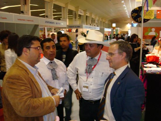 EL AYUNTAMIENTO DE TOTANA ORGANIZA DIVERSAS ACTIVIDADES DE DIFUSIÓN Y CONOCIMIENTO INTERCULTURAL A TRAVÉS DE SU PRESENCIA Y PARTICIPACIÓN EN EL “I SALÓN PARA LA INTEGRACIÓN DEL INMIGRANTE” CELEBRADO EN IFEPA, Foto 3