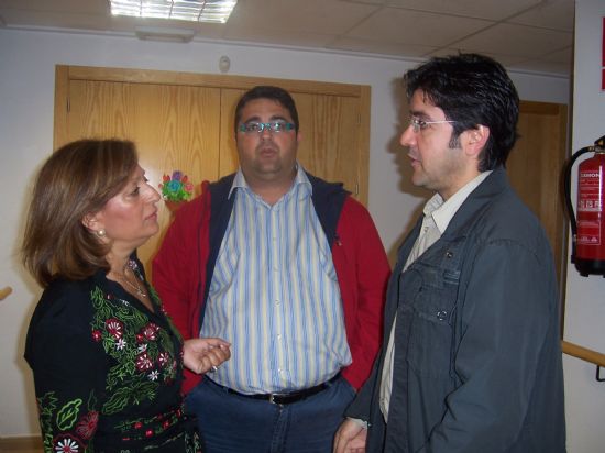 LA DIRECTORA GENERAL DE PERSONAS MAYORES DEL IMAS VISITA LOS RECURSOS Y SERVICIOS DESTINADOS AL COLECTIVO DE PERSONAS MAYORES DEL MUNICIPIO PARA CONOCER “IN SITU” LAS NECESIDADES MÁS INMEDIATAS DE ESTE COLECTIVO, Foto 3