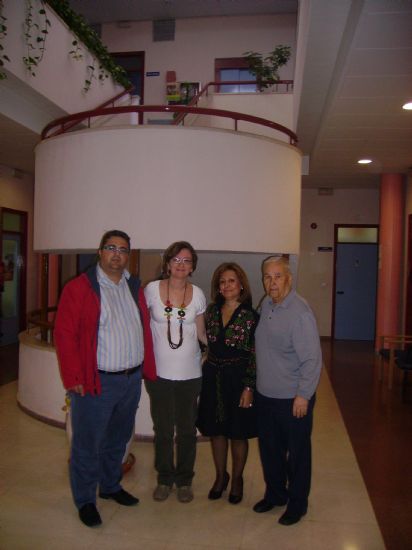 LA DIRECTORA GENERAL DE PERSONAS MAYORES DEL IMAS VISITA LOS RECURSOS Y SERVICIOS DESTINADOS AL COLECTIVO DE PERSONAS MAYORES DEL MUNICIPIO PARA CONOCER “IN SITU” LAS NECESIDADES MÁS INMEDIATAS DE ESTE COLECTIVO, Foto 4