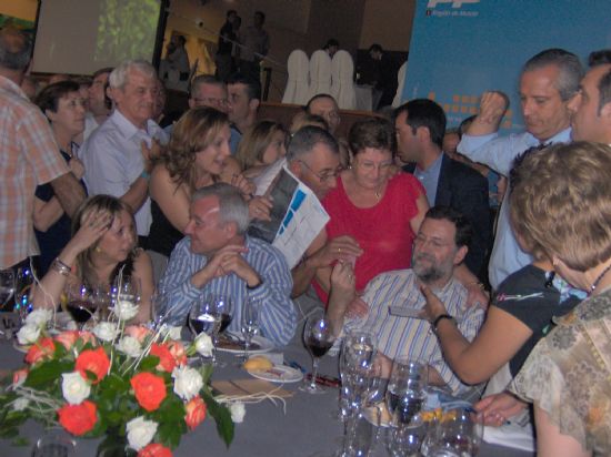 NUMEROSOS AFILIADOS Y SIMPATIZANTES DEL PP DE TOTANA ASISTEN A LA CELEBRACION DEL DÉCIMO ANIVERSARIO DEL PP REGIONAL EN EL PODER, Foto 3