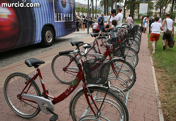 La Consejería de Desarrollo Sostenible concede ayudas a cuatro ayuntamientos para implantar sistemas de préstamo de bicicletas, Foto 1