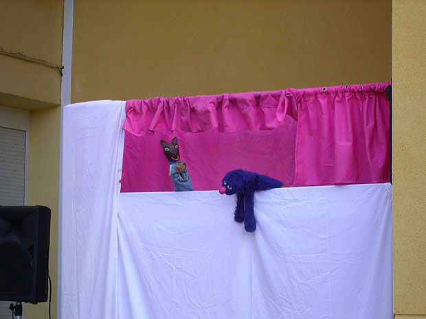 Fiesta de inauguración de las nuevas aulas y comedor del C.E.I.P. Santiago, Foto 3