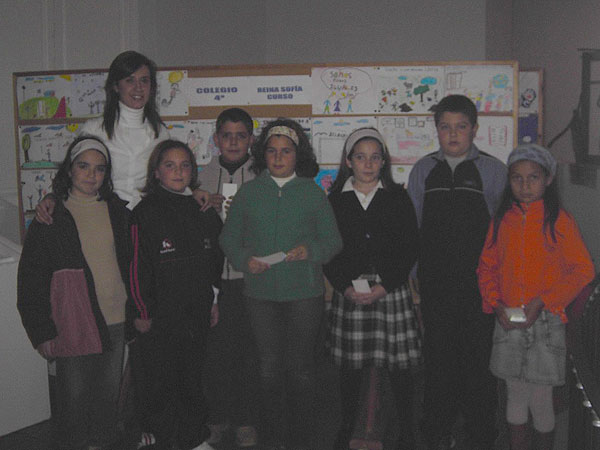 LA CONCEJALÍA DE INFANCIA Y JUVENTUD CELEBRA EL III CONCURSO DE DIBUJO SOBRE LOS DERECHOS DEL NIÑ@  , Foto 1