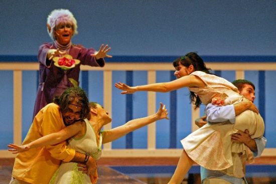 LA PUESTA EN ESCENA DE LA MÁGICA COMEDIA MUSICAL EL SUEÑO DE UNA NOCHE DE VERANO, CLASURA LA XVI SEMANA TEATRO INFANTIL, ORGANZIADA POR LA CONCEJALÍA DE CULTURA, Foto 1