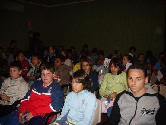 LA PUESTA EN ESCENA DE LA MÁGICA COMEDIA MUSICAL EL SUEÑO DE UNA NOCHE DE VERANO, CLASURA LA XVI SEMANA TEATRO INFANTIL, ORGANZIADA POR LA CONCEJALÍA DE CULTURA, Foto 2
