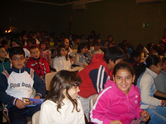 LA PUESTA EN ESCENA DE LA MÁGICA COMEDIA MUSICAL EL SUEÑO DE UNA NOCHE DE VERANO, CLASURA LA XVI SEMANA TEATRO INFANTIL, ORGANZIADA POR LA CONCEJALÍA DE CULTURA, Foto 5