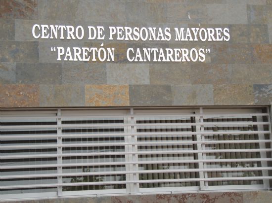 ADJUDICAN LAS OBRAS PARA DOTAR DE SUMINISTRO ELÉCTRICO AL CENTRO DE LA TERCERA EDAD DE LA PEDANÍA DEL PARETÓN Y ACOMETER LA PAVIMENTACIÓN DEL CAMINO DEL PERRICAS, Foto 1