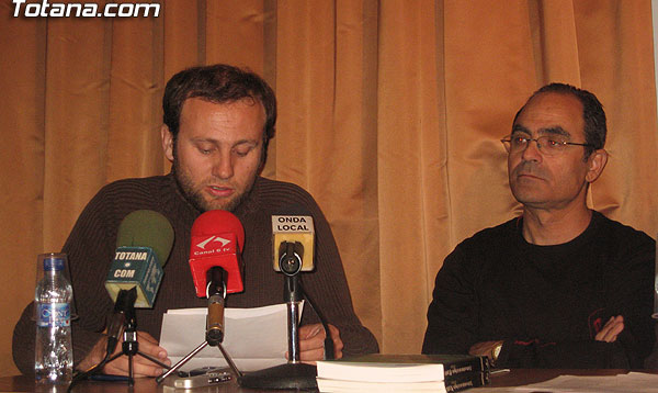 REALIZAN UNA CHARLA-COLOQUIO DONDE SE PRESENTÓ EL LIBRO EL OTRO ESTADO DE LA REGIÓN, Foto 2