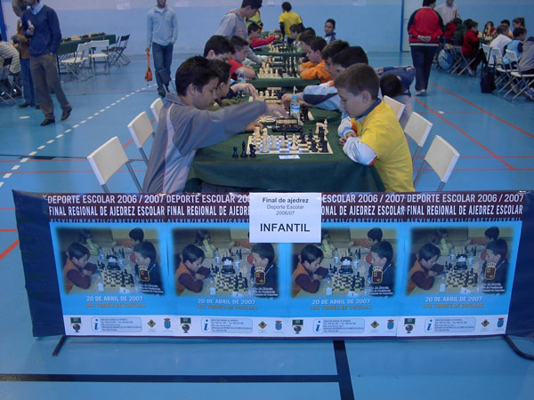 LOS ESCOLARES TOTANEROS DEL COLEGIO LA MILAGROSA CONSIGUEN TRES PRIMEROS PUESTOS EN LA FINAL REGIONAL ESCOLAR DE AJEDREZ, Foto 2