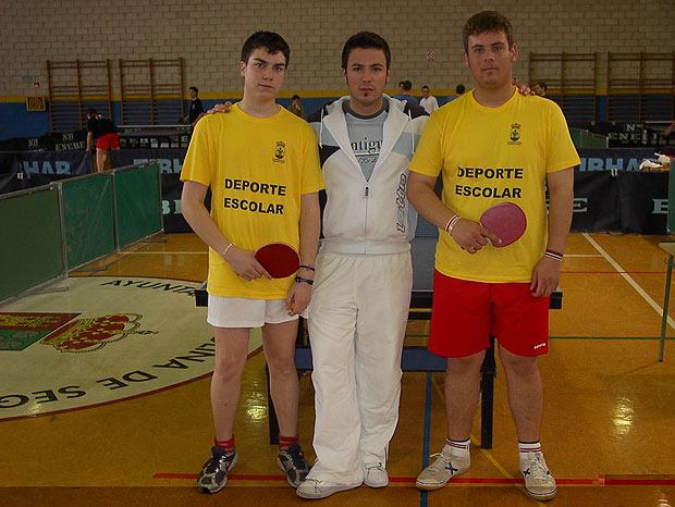 EL IES JUAN DE LA CIERVA CONSIGUE EL TERCER PUESTO POR EQUIPOS EN LA FINAL REGIONAL ESCOLAR DE TENIS DE MESA, EB CATEGORIA JUVENIL MASCULINO, Foto 1