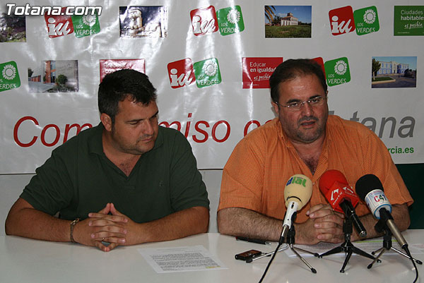 “La venta de la parcela de 60.000 metros en el Polígono, denunciada por IU + LV, ha supuesto unos beneficios ilícitos de casi 14 millones de euros”, aseguran desde la coalición de izquierdas, Foto 1