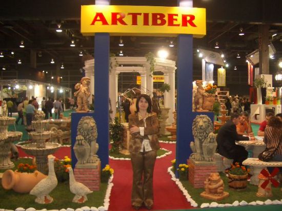 ARTESANOS DE TOTANA PRESENTAN SUS NUEVAS TENDENCIAS EN JARDINERÍA EN LA XXXVI EDICIÓN DE IBERFLORA CELEBRADA EN VALENCIA, Foto 5