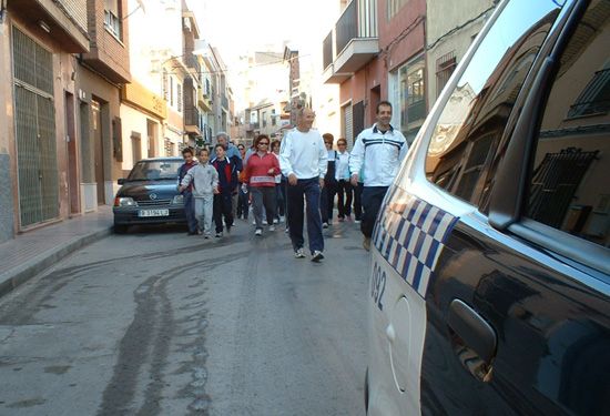 MÁS DE 200 PERSONAS PARTICIPARON EN LA CAMINATA POPULAR QUE RECORRIÓ DIFERENTES PARAJES EXTRARRADIO TOTANA  , Foto 2