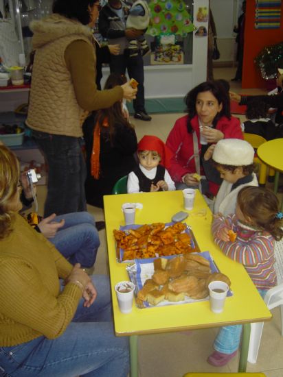 LOS CONCEJALES DE EDUCACIÓN E INFANCIA VISITAN LAS FIESTAS DE NAVIDAD DE LAS ESCUELAS INFANTILES DE TOTANA, Foto 9