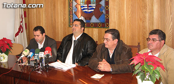 LA ASOCIACIÓN DE PASTELEROS ARTESANOS VOLVERÁ A REALIZAR EL PRÓXIMO DÍA 28 DE DICIEMBRE UN ROSCÓN DE REYES MULTITUDINARIO PARA MÁS DE 6.000 PERSONAS, Foto 1