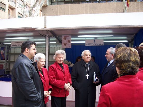 EL CONCEJAL DE SERVICIOS AL CIUDADANO VISITA LA V MUESTRA INTERNACIONAL DE VOLUNTARIADO Y CARIDAD DE LA UCAM   , Foto 2