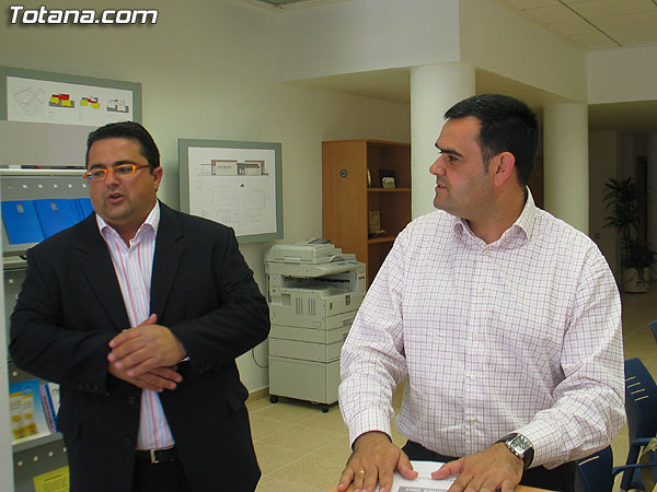 EL PP OFRECIÓ UNA RUEDA DE PRENSA PARA INFORMAR DE LOS PUNTOS MÁS IMPORTANTES DE SU PROGRAMA ELECTORAL EN MATERIA DE SERVICIOS SOCIALES, PARTICIPACIÓN CIUDADA E INMIGRACIÓN, Foto 2