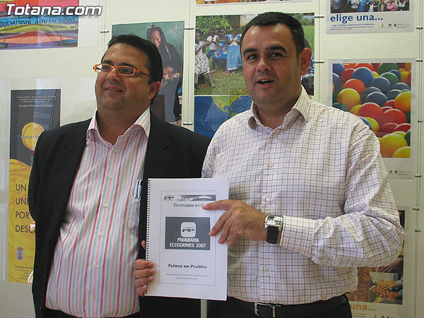 EL PP OFRECIÓ UNA RUEDA DE PRENSA PARA INFORMAR DE LOS PUNTOS MÁS IMPORTANTES DE SU PROGRAMA ELECTORAL EN MATERIA DE SERVICIOS SOCIALES, PARTICIPACIÓN CIUDADA E INMIGRACIÓN, Foto 4