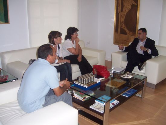 EL ALCALDE SE REÚNE CON REPRESENTANTES DE CCOO, Foto 2