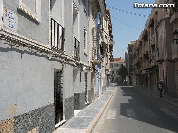 LA CONCEJALÍA DE TRÁFICO CAMBIA EL SENTIDO DE CIRCULACIÓN EN LA AVENIDA DE LORCA, ENTRE LA CAÑADA ZAMORA Y LA CALLE ÁLAMO, Y EN LA CALLE CÁNOVAS DEL CASTILLO PARA DISMINUIR LA INTENSIDAD DEL TRÁFICO, Foto 1