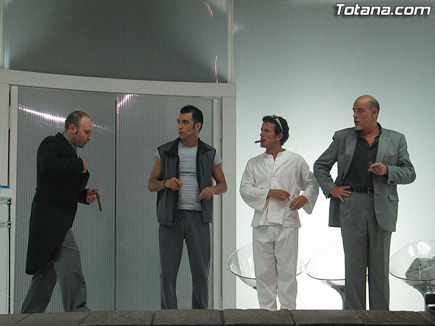 ARRANCA CON GRAN ÉXITO DE PÚBLICO LA “XXIII SEMANA DE TEATRO” CON LA PUESTA EN ESCENA DE LA OBRA “EL DÍA DEL PADRE”, Foto 1