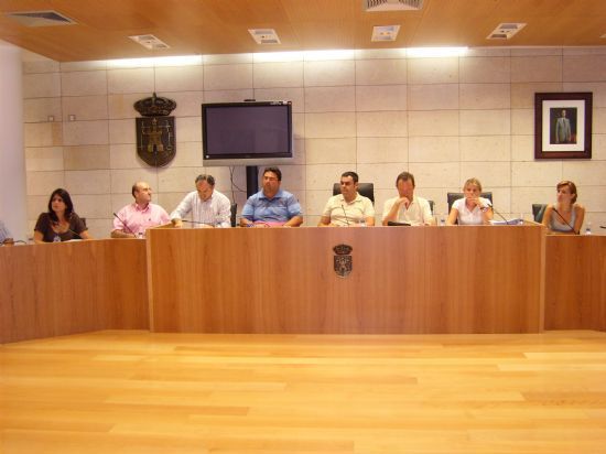 EL PLENO DEL AYUNTAMIENTO DEBATIRÁ MAÑANA ASUNTOS COMO LA CESIÓN DE TERRENOS PARA LA CONSTRUCCIÓN DE UN CENTRO ESCOLAR Y LA ADOPCIÓN DE MEDIDAS PARA PREVENIR LOS PROBLEMAS DE INUNDACIONES EN LOS BARRIOS BAJOS DEL MUNICIPIO, ENTRE OTRAS COSAS, Foto 1