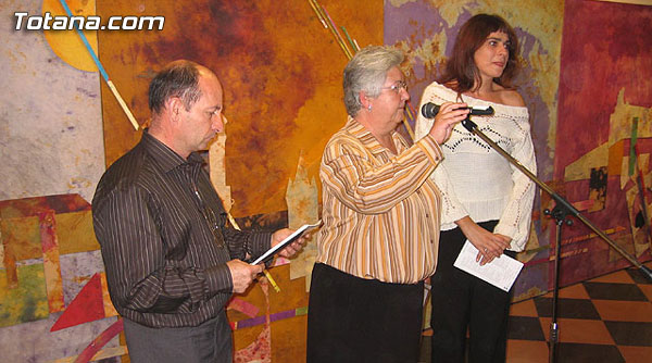 MÁS DE 300 PERSONAS ASISTEN AL ACTO DE INAUGURACIÓN DE LA EXPOSICIÓN DE CORTÉS ABELLÁN “HASTA QUE LLEGUE EL OTOÑO” EN LA SALA “GREGORIO CEBRIÁN, Foto 3