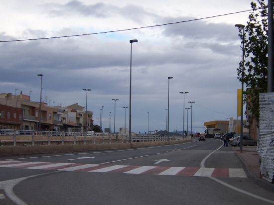EL CONSISTORIO CONSTRUIRÁ UNA PASARELA PEATONAL QUE ATRAVIESE LA AVENIDA JUAN CARLOS I Y COMUNIQUE EL BARRIO DE TRIPTOLEMOS CON LA PARTE ALTA DEL CASCO URBANO (2007), Foto 2