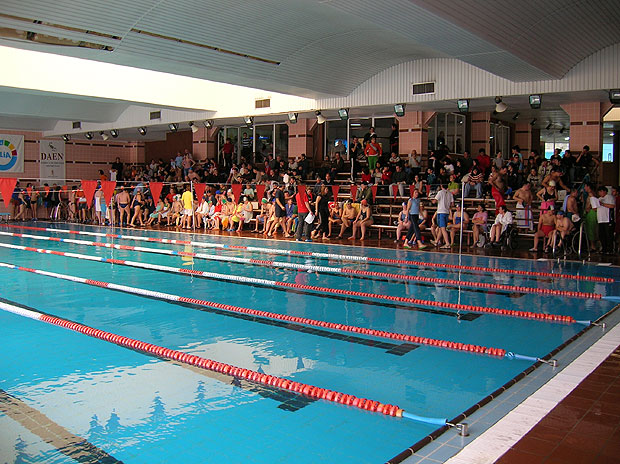 SIETE ALUMNOS DEL C. O. “JOSÉ MOYÁ” PARTICIPARON EN EL CAMPEONATO REGIONAL DE NATACIÓN EN LORCA, Foto 1