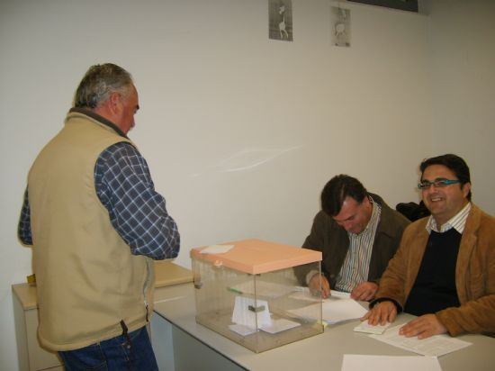 ESPERANZA MARTINEZ MESEGUER ES LA PRIMERA MUJER QUE SALE ELEGIDA POR LOS VECINOS COMO ALCALDESA PEDÁNEA DE LA COSTERA (2008), Foto 3