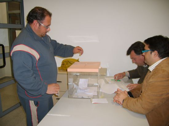 ESPERANZA MARTINEZ MESEGUER ES LA PRIMERA MUJER QUE SALE ELEGIDA POR LOS VECINOS COMO ALCALDESA PEDÁNEA DE LA COSTERA (2008), Foto 7