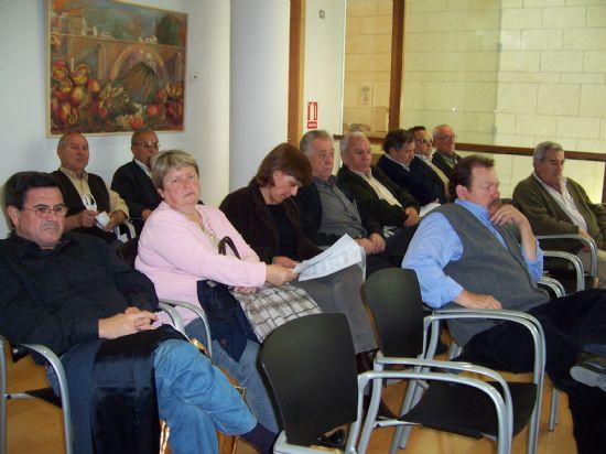 EL PLENO APRUEBA UN PAQUETE DE MEDIDAS DE AHORRO PARA SANEAR LAS ARCAS MUNICIPALES Y REDUCIR LOS GASTOS DERIVADOS DE LA CORPORACIÓN MUNICIPAL (2008), Foto 1