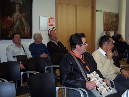 EL PLENO APRUEBA UN PAQUETE DE MEDIDAS DE AHORRO PARA SANEAR LAS ARCAS MUNICIPALES Y REDUCIR LOS GASTOS DERIVADOS DE LA CORPORACIÓN MUNICIPAL (2008), Foto 2