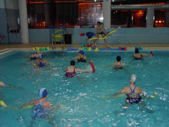 SE CLAUSURAN LAS ACTIVIDADES ACUÁTICAS EN LA PISCINA CUBIERTA CLIMATIZADA DE TOTANA, Foto 2