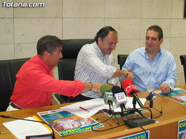 UN TOTAL DE 30 ALUMNOS SE BENEFICIARÁN DEL CONVENIO FIRMADO ENTRE LA CONCEJALÍA DE DEPORTES Y LA ESCUELA DE TENIS POR UN IMPORTE DE 1.500 EUROS PARA REALIZAR UN CURSO INTEGRAL DESDE EL 8 DE JUNIO AL 21 DE JULIO EN LAS PISTAS DEL CLUB DE TENIS DE TOTANA, Foto 4