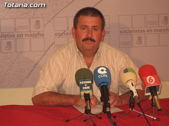 EL PSOE DENUNCIA LA POCA INICIATIVA POLÍTICA DEL EQUIPO DE GOBIERNO, Y LA PARÁLISIS EN LA QUE ESTÁ SUMERGIDO EL AYUNTAMIENTO, Foto 1