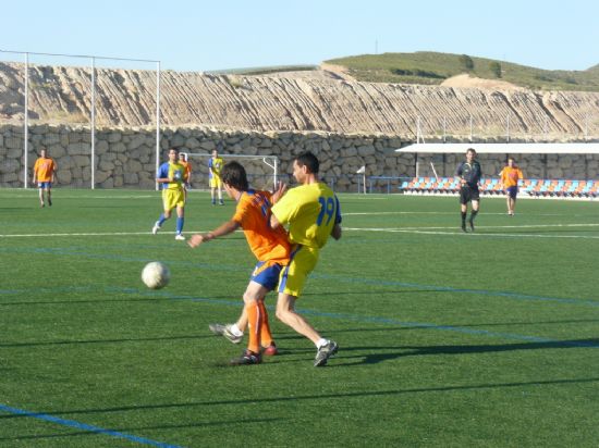 LOS EQUIPOS ELECTRODOMÉSTICOS MIGAS Y LOS PACHUCHOS, FINALISTAS DE LA COPA DE FÚTBOL AFICIONADO JUEGA LIMPIO (2008), Foto 2