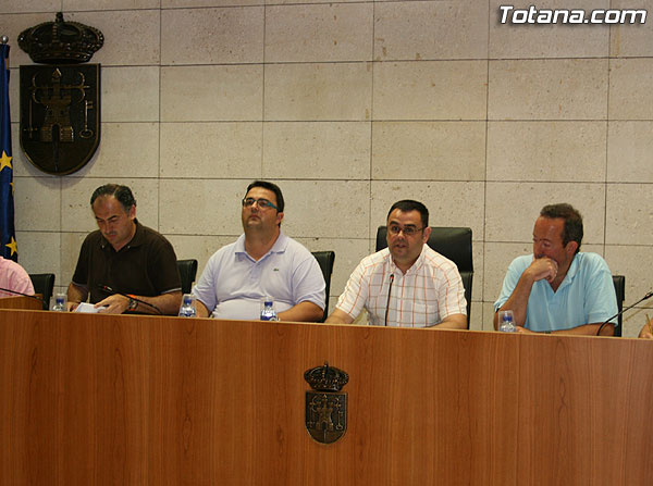 EL PP CRITICA LA DEJACIÓN DE FUNCIONES E IRRESPONSABILIDAD DE LOS SEIS CONCEJALES DEL GRUPO MUNICIPAL SOCIALISTA POR NEGARSE A PARTICIPAR EN EL DEBATE POLÍTICO DEL PLENO Y HACER HUELGA DE BRAZOS CAÍDOS PARA ACAPARAR PROTAGONISMO VICTIMISTA, Foto 1
