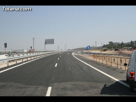 EL AYUNTAMIENTO INICIA LOS TRÁMITES PARA REFORZAR LA SEGURIDAD EN LA GLORIETA DE ENLACE ENTRE LA AUTOVÍA TOTANA-MAZARRÓN Y LA A7, Foto 1