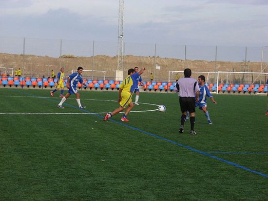 LA LIGA DE FÚTBOL AFICIONADO JUEGA LIMPIO, ORGANIZADA POR LA CONCEJALÍA DE DEPORTES, BATE EL RECORD HISTÓRICO DE PARTICIPACIÓN CON UN TOTAL DE 15 EQUIPOS Y MÁS DE 270 JUGADORES, Foto 1