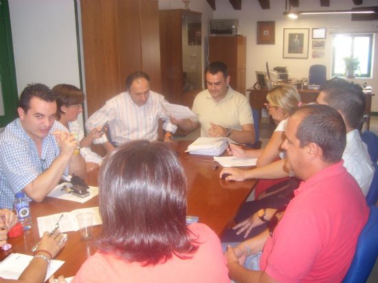 APRUEBAN UN CONVENIO DE COLABORACIÓN ENTRE EL AYUNTAMIENTO DE TOTANA Y LA ASOCIACIÓN “EDAD DORADA MENSAJEROS DE LA PAZ MURCIA” PARA LA ATENCIÓN DE UN TOTAL DE 15 PERSONAS AFECTADAS POR LA ENFERMEDAD DE ALZHEIMER, Foto 1