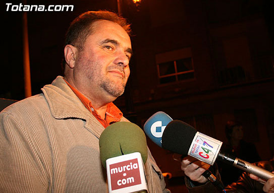 IZQUIERDA UNIDA EN TOTANA CONSIDERA INJUSTO EL REPARTO DE PANELES MUNICIPALES PARA INSERTAR PROPAGANDA ELECTORAL, Foto 1