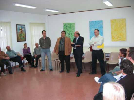 EL CENTRO OCUPACIONAL “JOSÉ MOYA TRILLA” ORGANIA UNA CHARLA-COLOQUIO SOBRE LA HERENCIA Y LAS PERSONAS CON DISCAPACIDAD PSÍQUICA, Foto 1