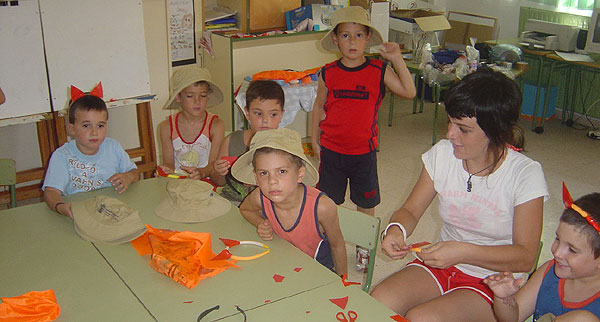 MÁS 170 NIÑOS PARTICIPAN EN LAS ESCUELAS DE VERANO, EN LOS COLEGIOS TIERNO GALVÁN, SANTIAGO Y REINA SOFÍA, Foto 5